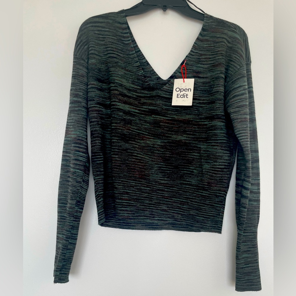 OPEN EDIT Green black sweater top NWT